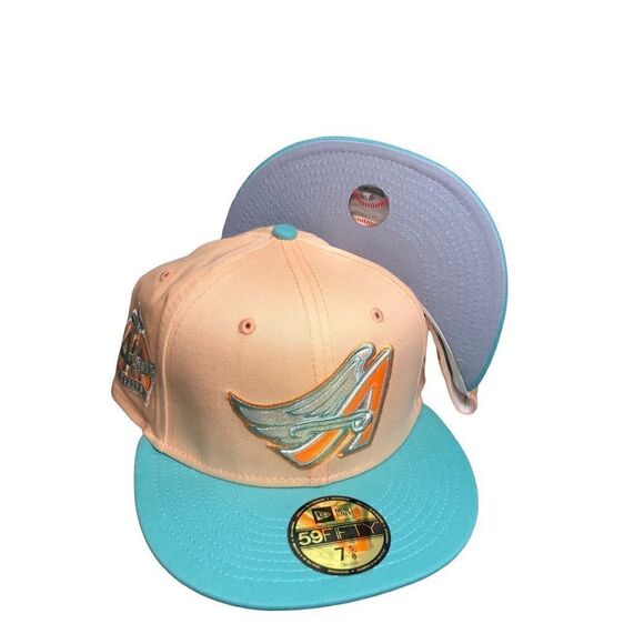 New Era Los Angeles Angels 59FIFTY Fitted Hat Cap Size 7 5/8 - Picture 1 of 4